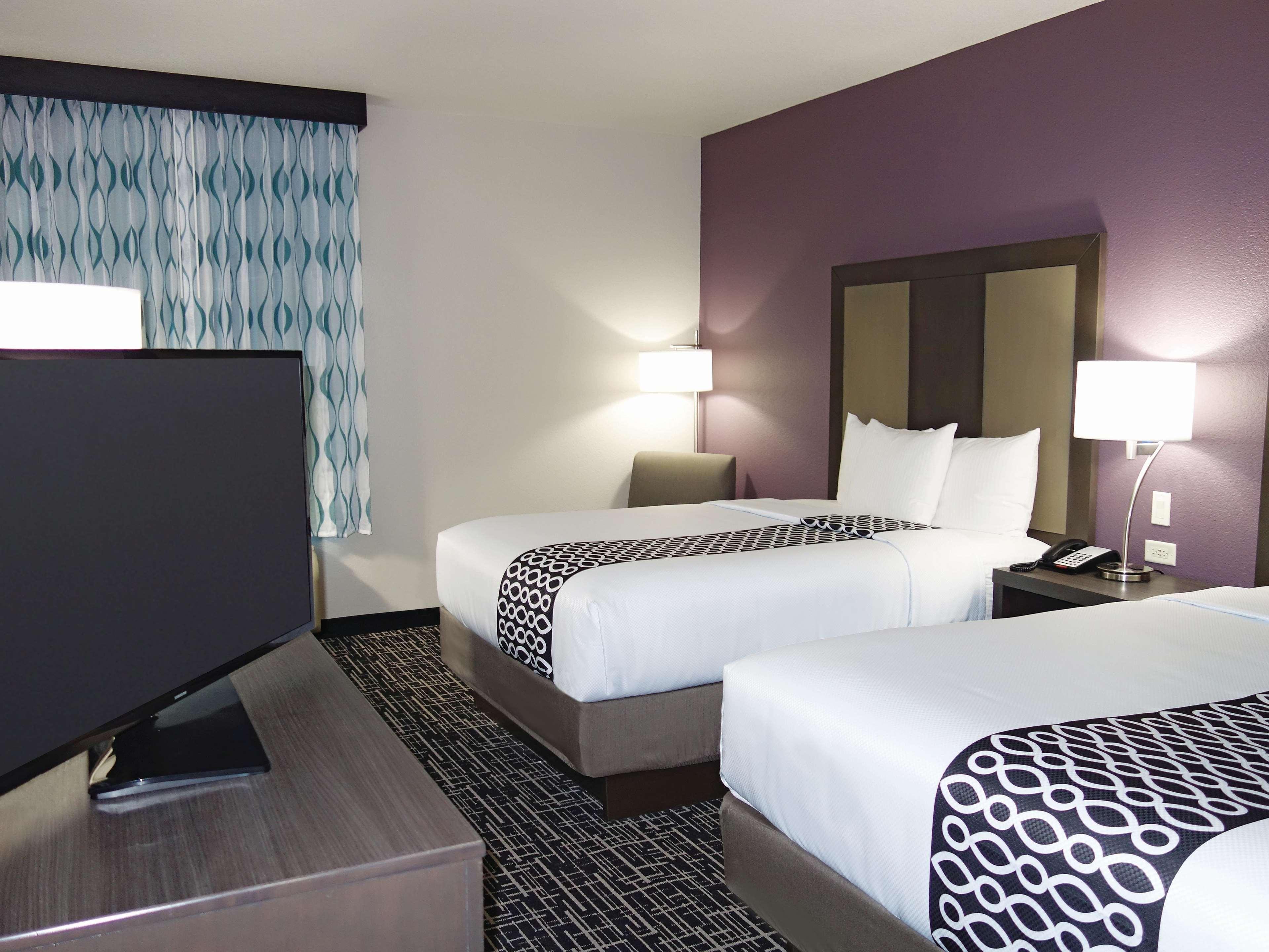 Hotel La Quinta By Wyndham Pampa Extérieur photo