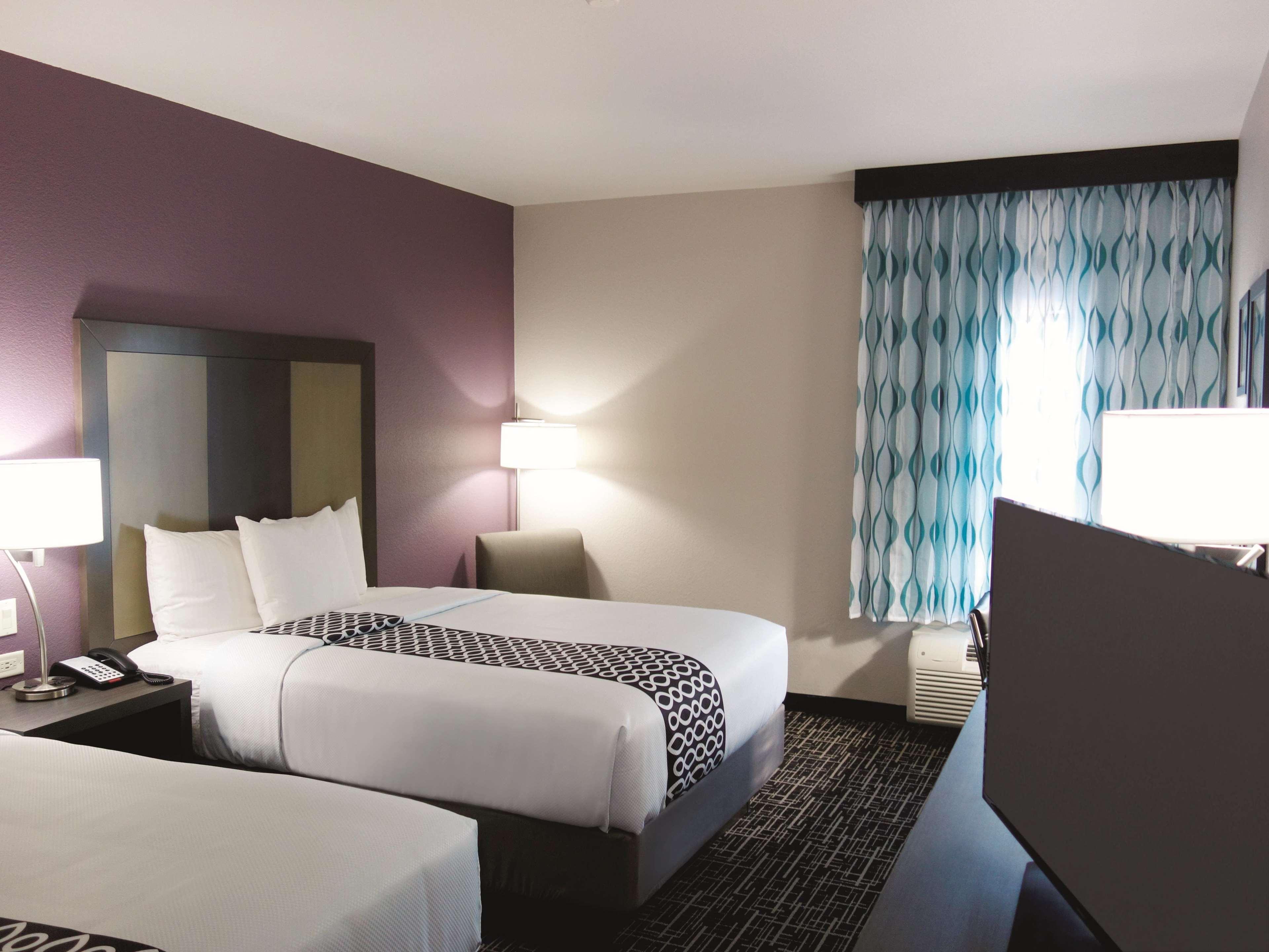 Hotel La Quinta By Wyndham Pampa Extérieur photo