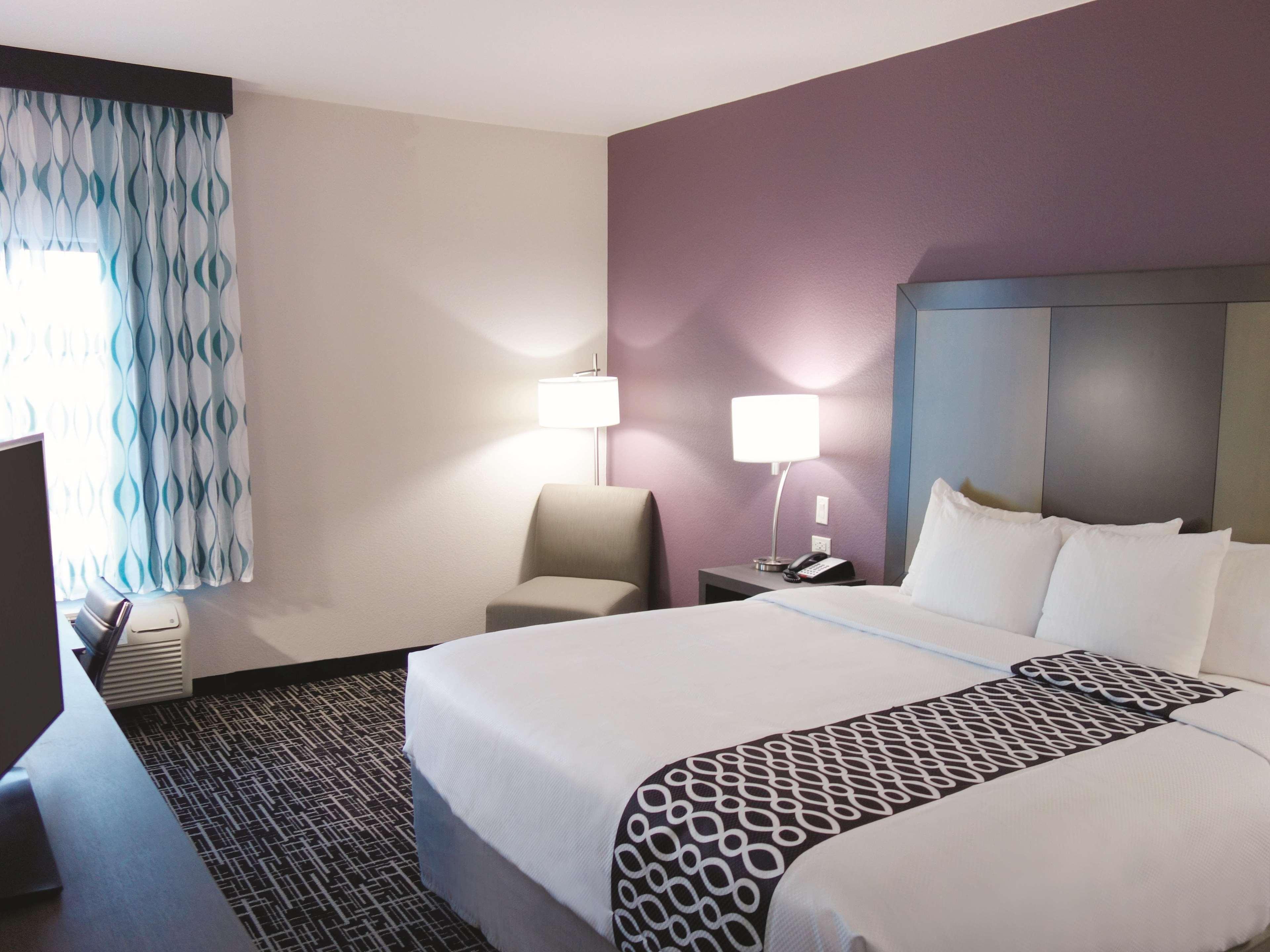 Hotel La Quinta By Wyndham Pampa Extérieur photo