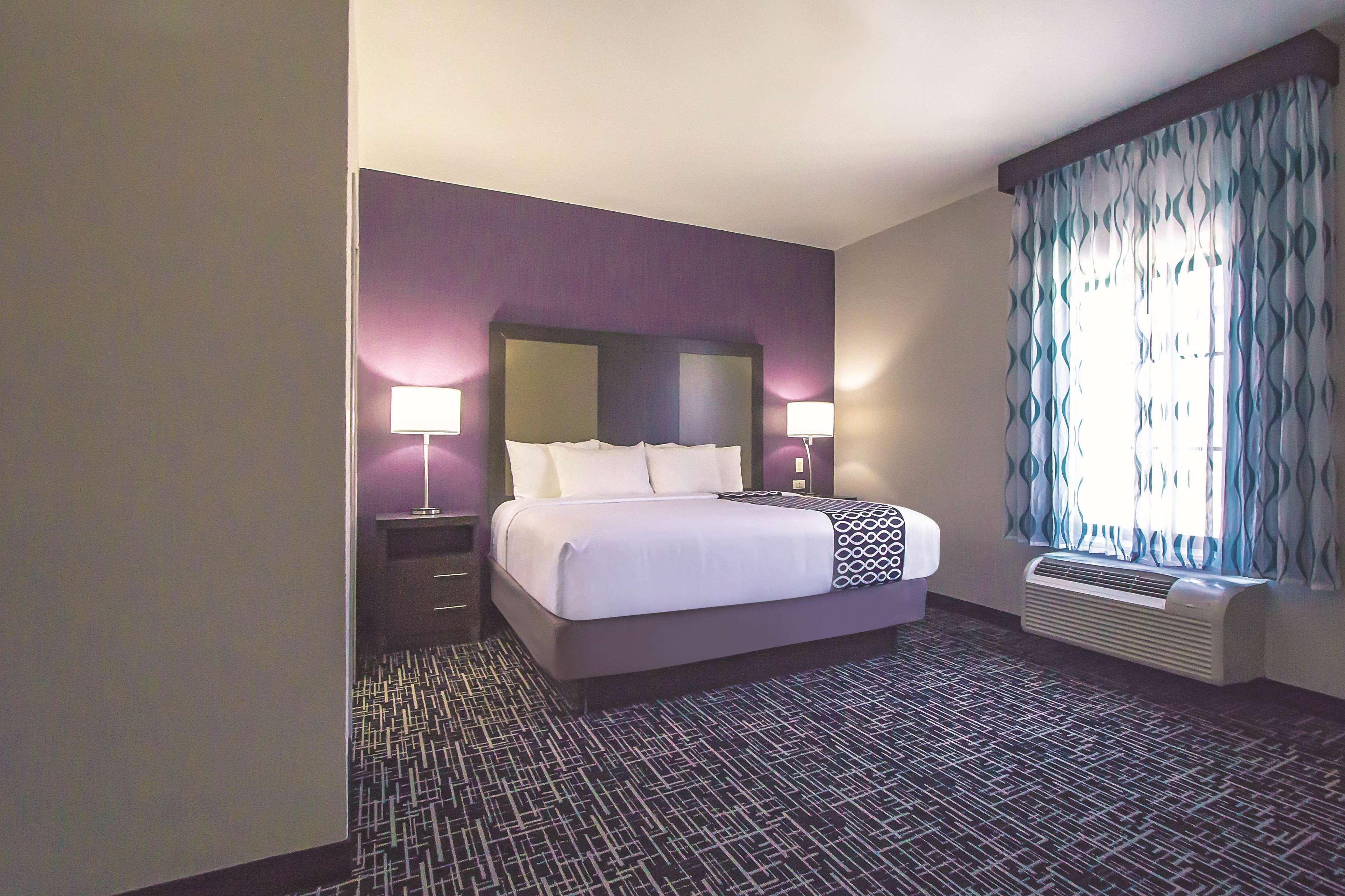 Hotel La Quinta By Wyndham Pampa Extérieur photo